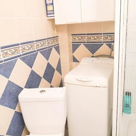 Lovely 1 Bed With Pool Near Amenities. * Torrevieja