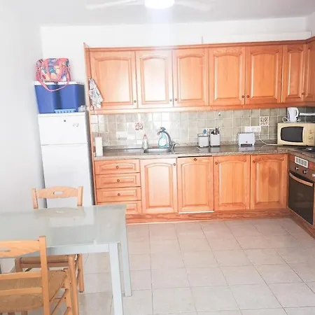 Lovely 1 Bed With Pool Near Amenities. * Torrevieja