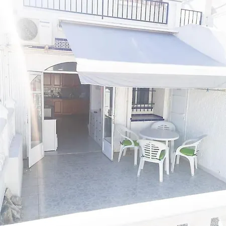 Lovely 1 Bed With Pool Near Amenities. Torrevieja